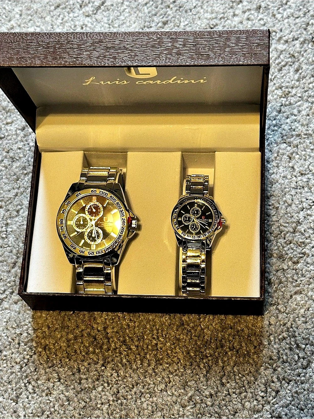 Luis Cardini His and Hers Matching Quartz Watch Set, Silver-tone & black face di